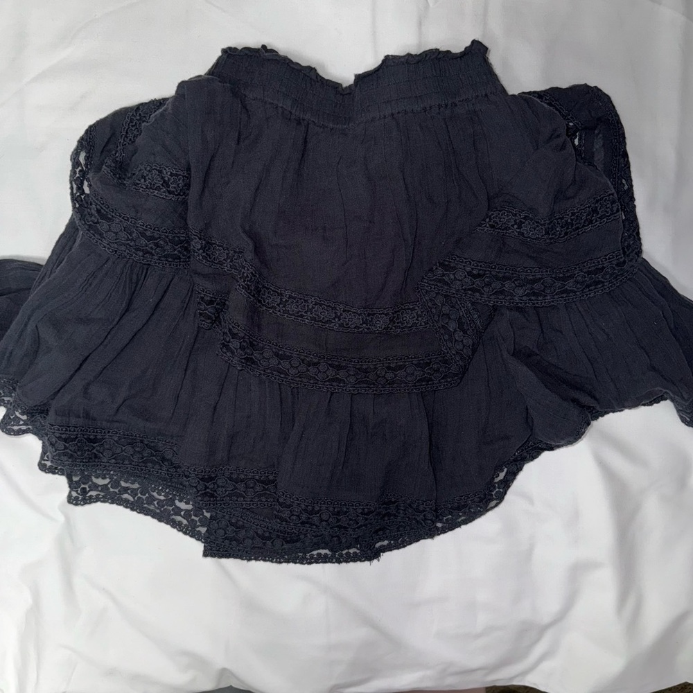 American eagle black skirt